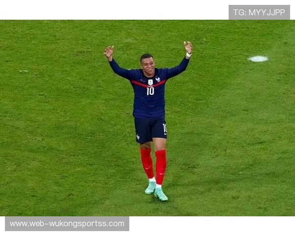 孙兴慜 vs 姆巴佩：进球效率与战术角色的差距在哪