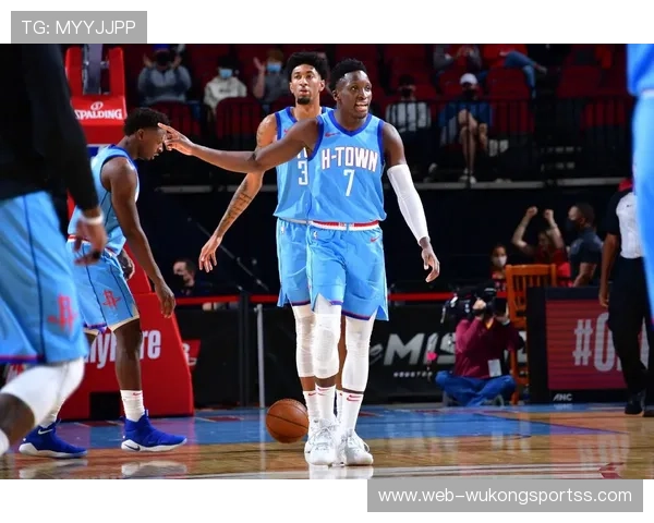 奥拉迪波突破频繁提升球队关键时刻得分效率